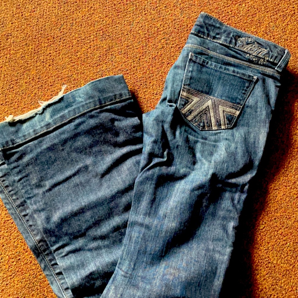 American Eagle Flare jeans